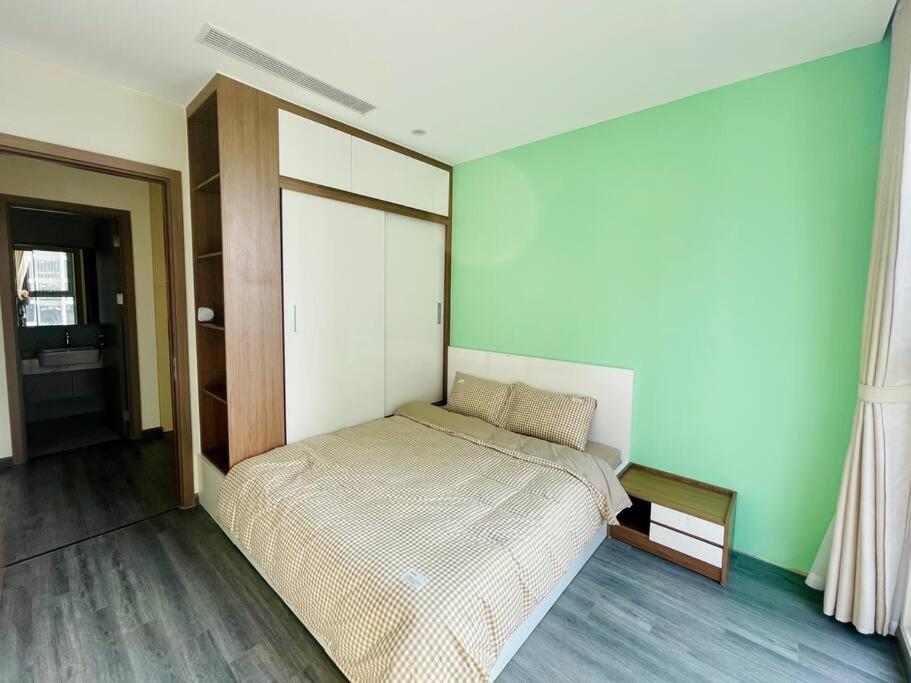 Kim's homestay - Vinhomes OCean Park