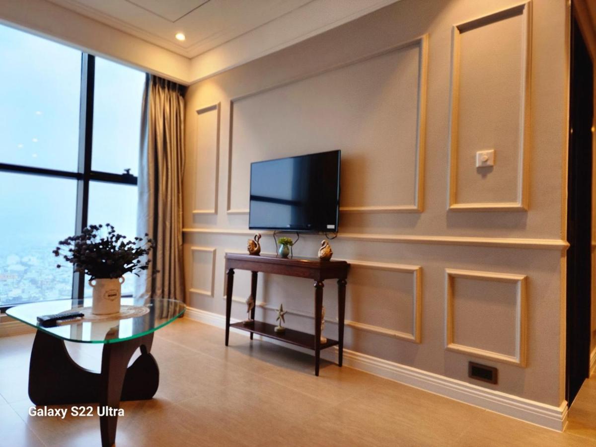 Kim uyen Altara Suit ocean view Da Nang