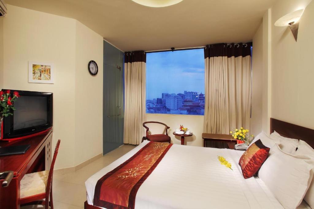 KIM YẾN HOTEL