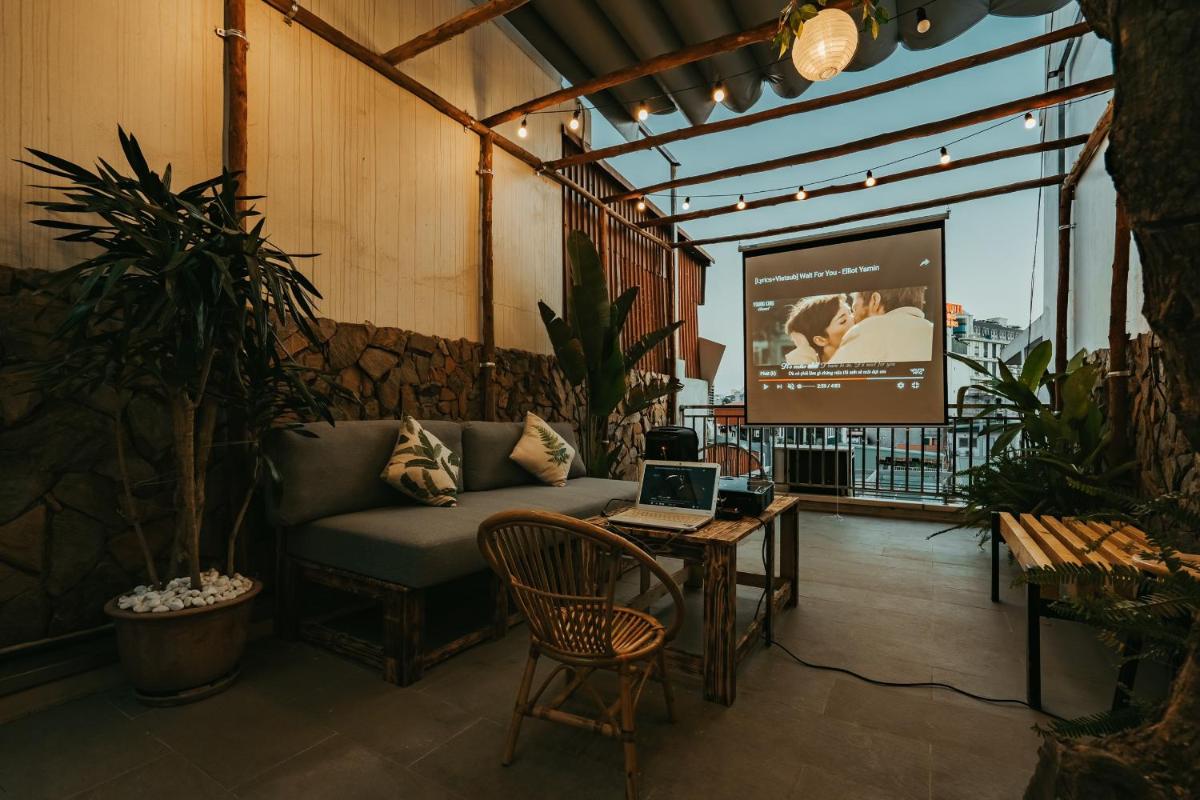 Lebong's homestay in the Old quarter