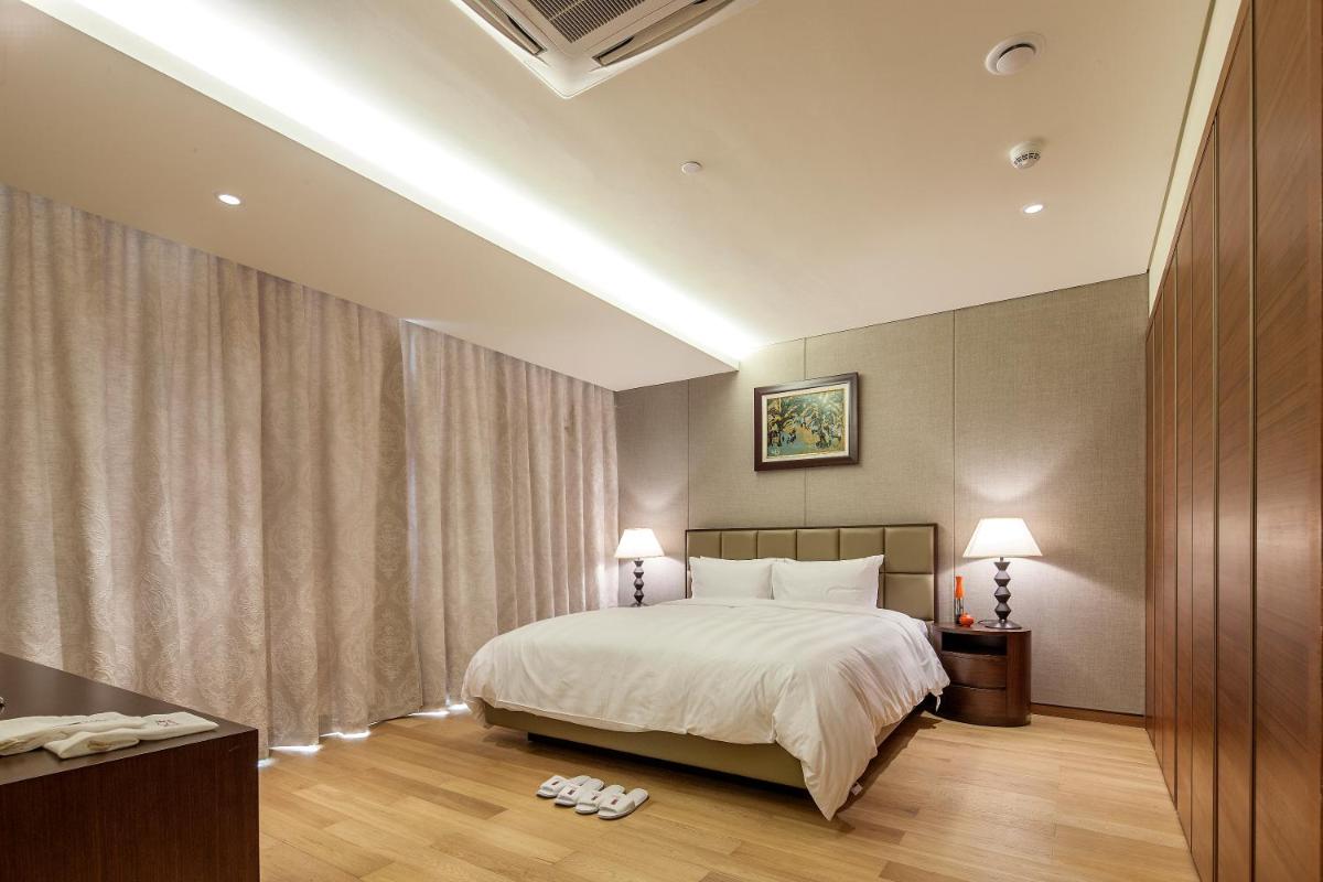 Lotte The Residence