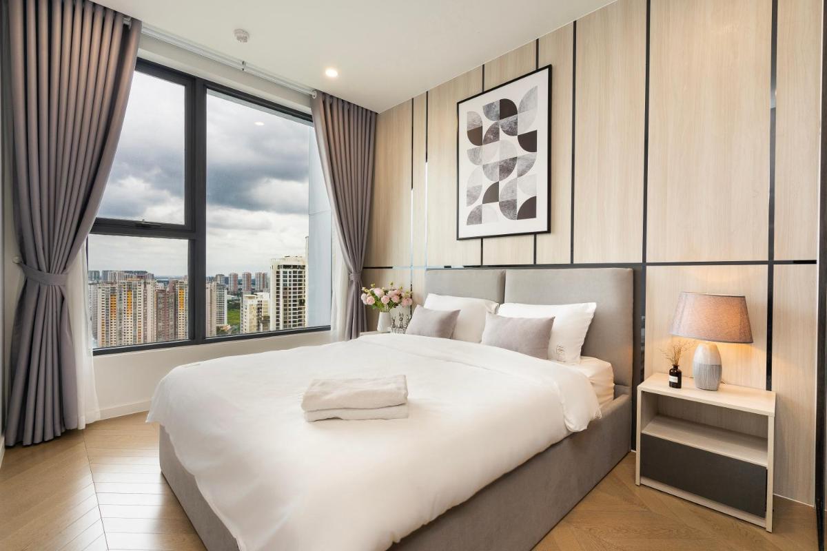 LUMIÈRE RIVERSIDE By D'Home Luxurious