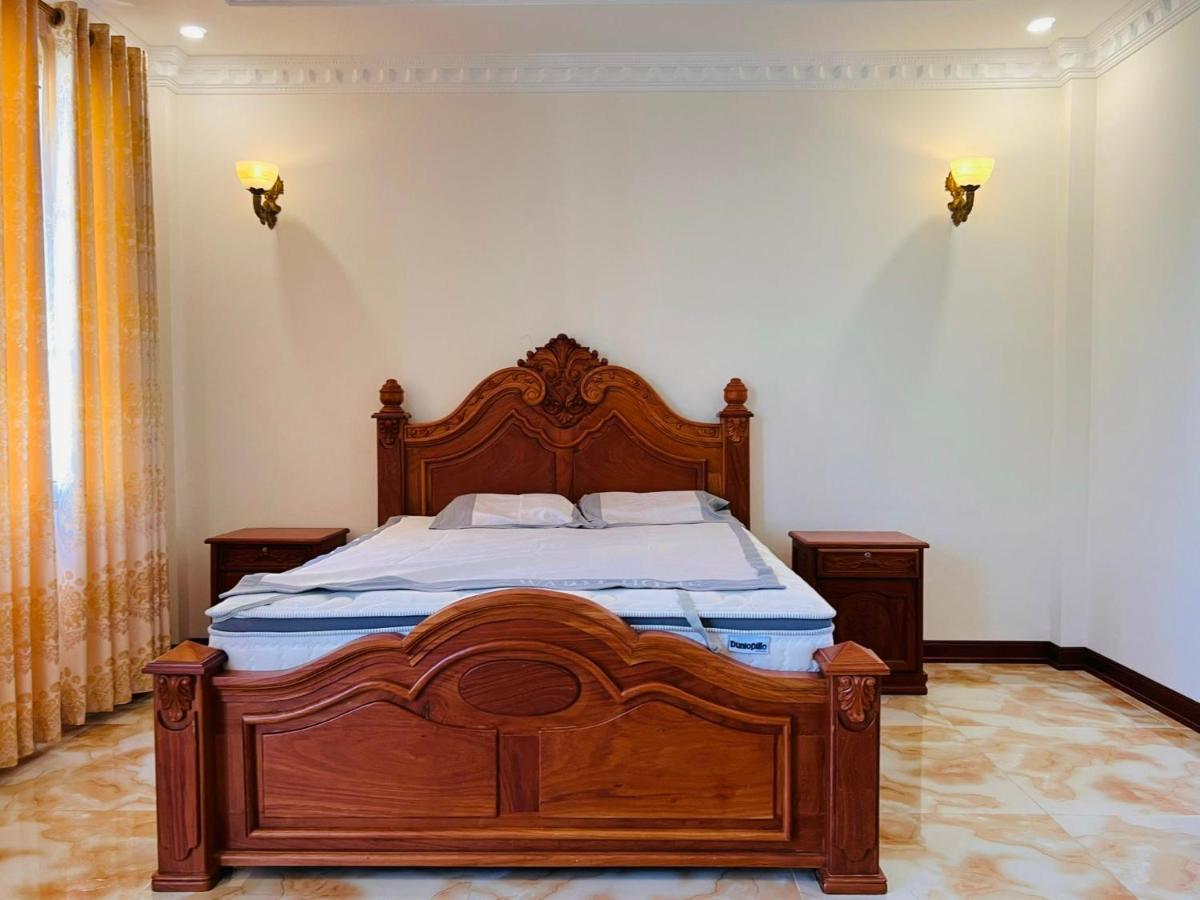 Lưu trú Vạn Lợi