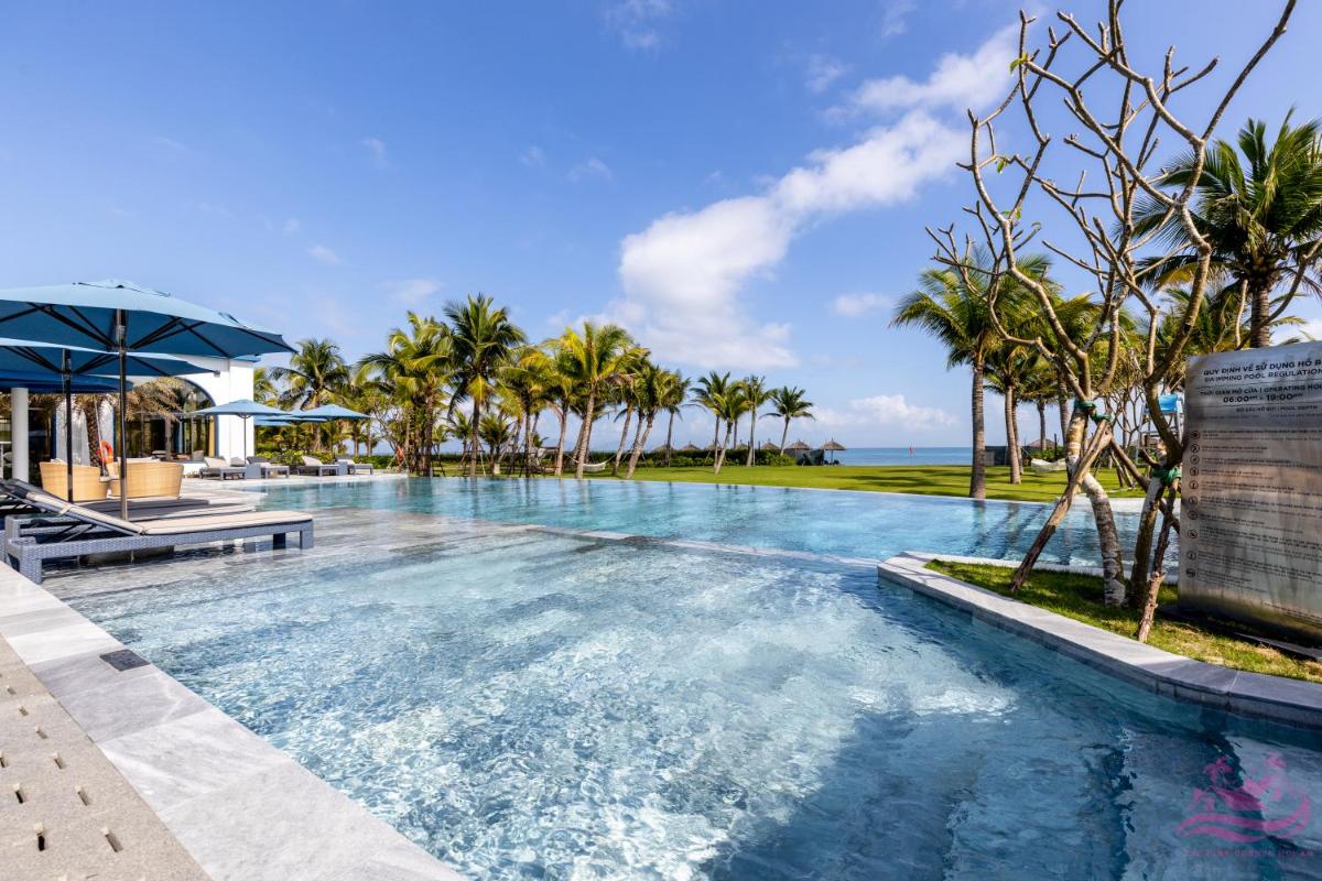 Lux Resort Apartment/2BR/Private Beach/Pools