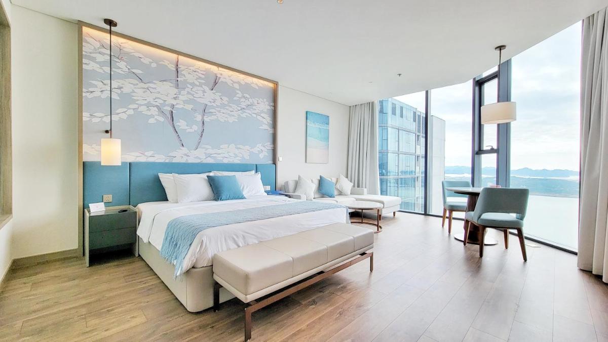Luxury 5 Star A La Carte Residence ha long bay