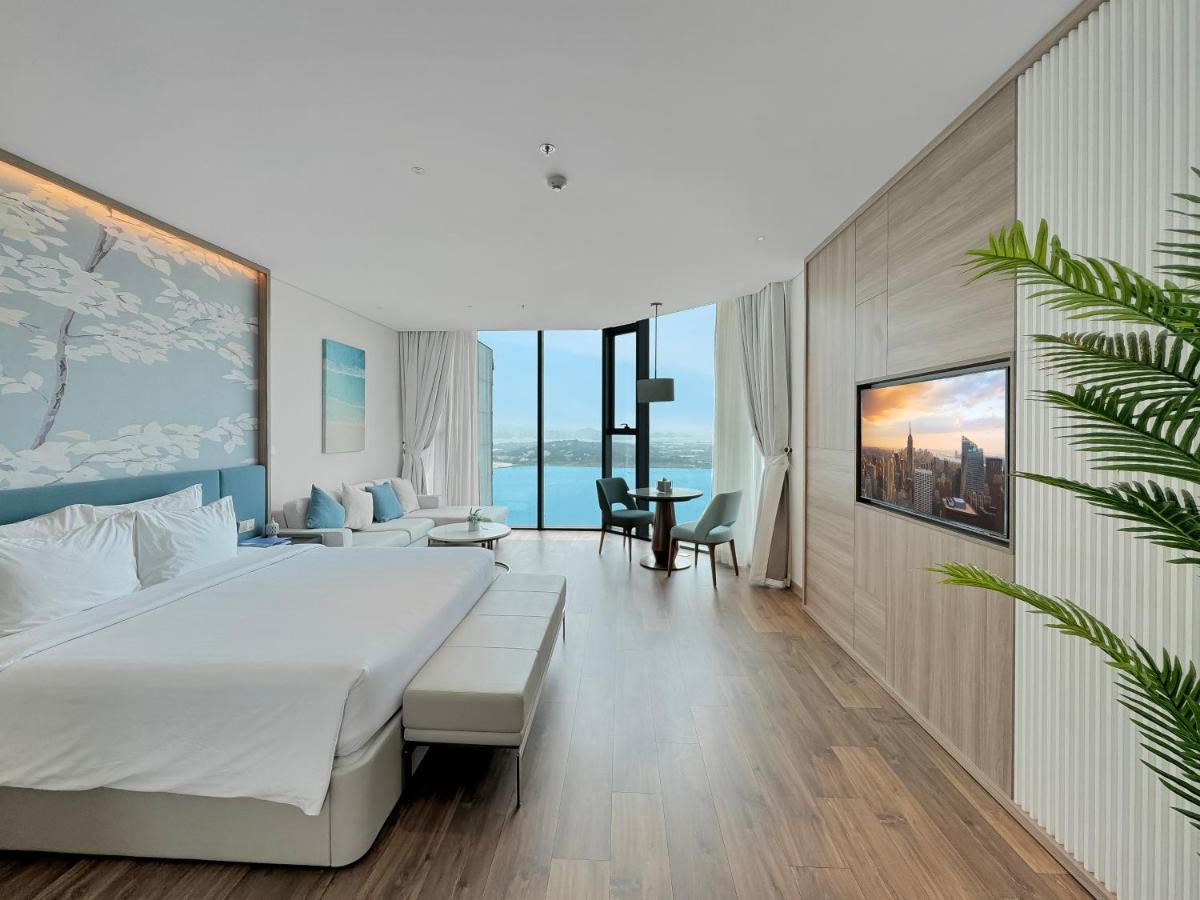 Luxury 5 Star A La Carte Residence Ha Long