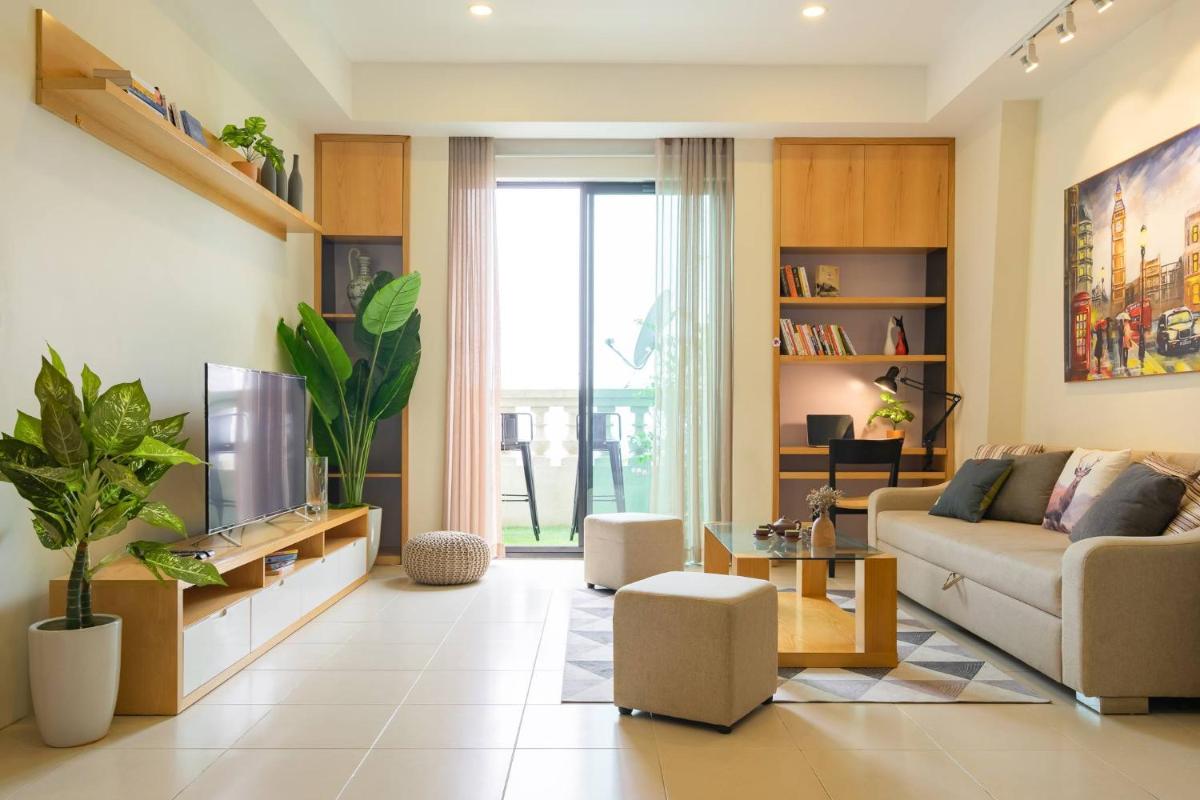 Luxury and Convenience 3 BDR House/Hanoi Center