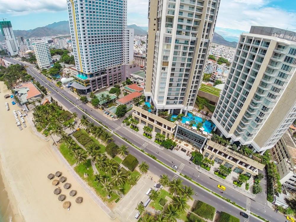 Luxury Apartment BeachFront at The Costa