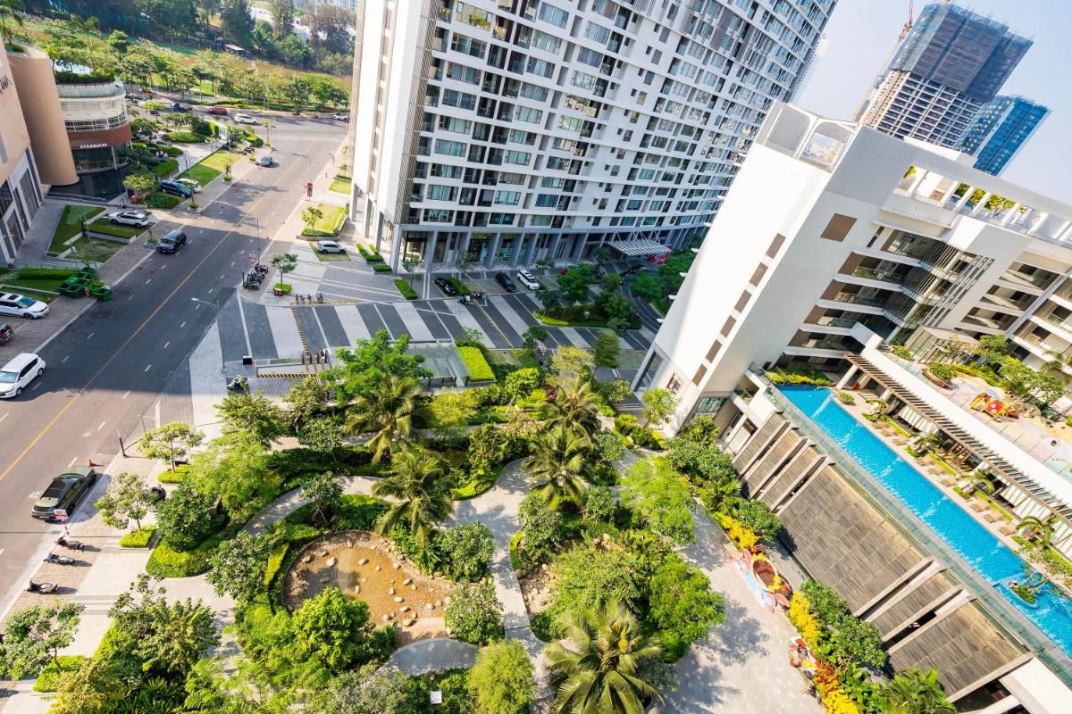 Luxury Midtown