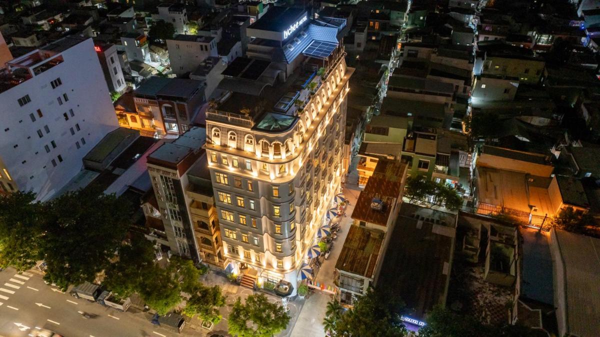 Lychee Hotel