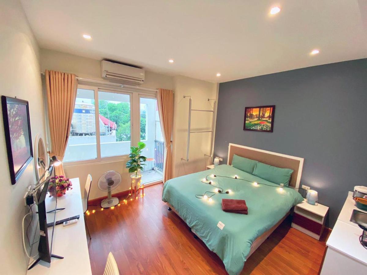 May - FABULOUS 03 - Phone 09756-59323