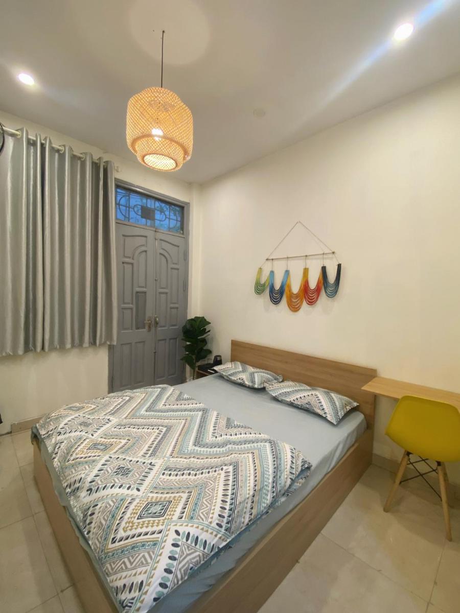 MiChi Lê Hồng Phong đối diện bảo tàng HCM