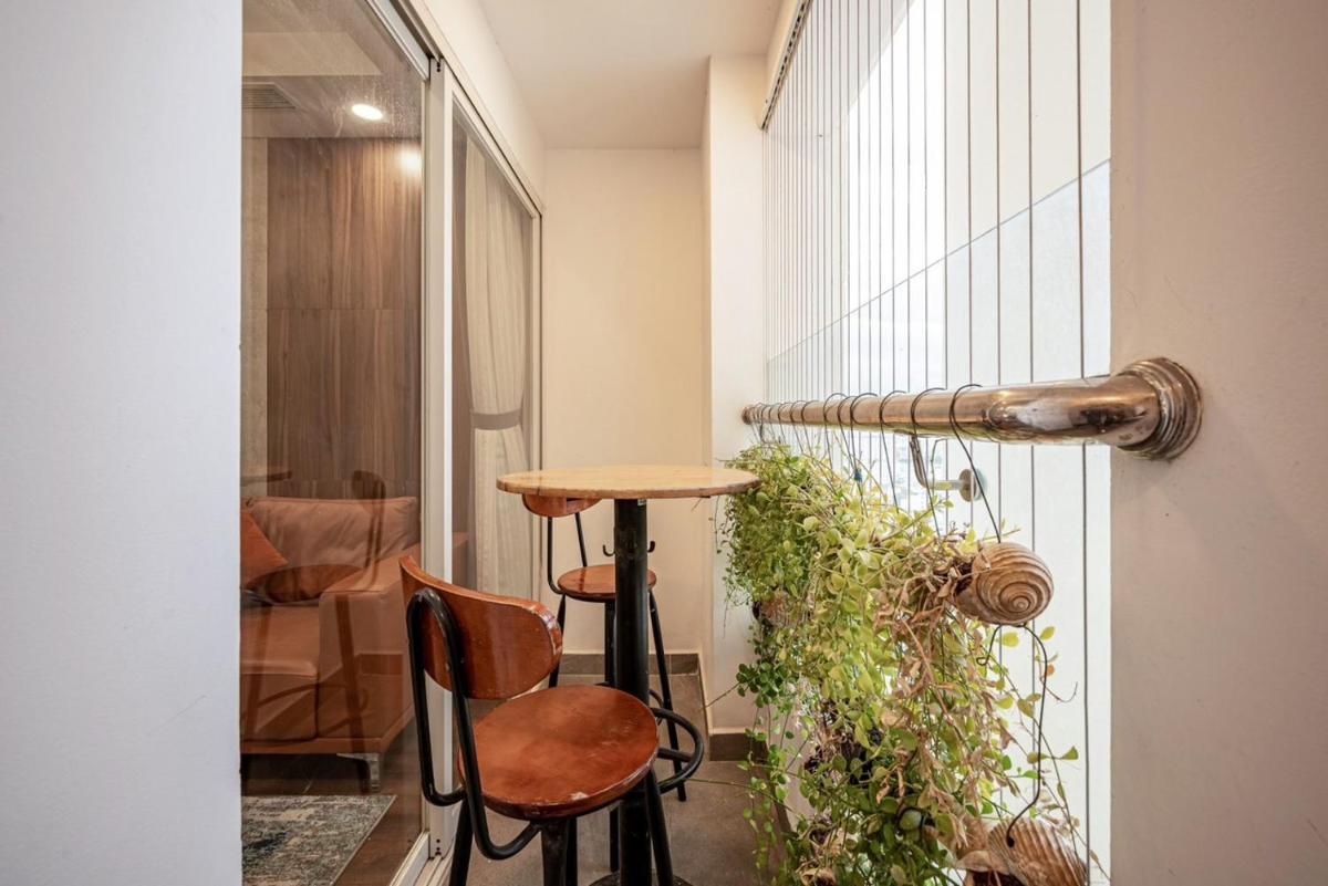 Modern 2BR Condo at Terra Royal by Orli Studio F19