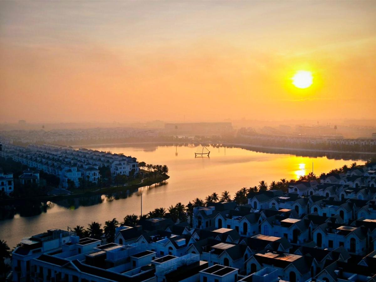 Modern apt - rooftop pool - park view - lux gym - Masteri waterfront