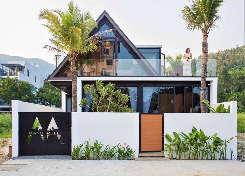 Monkey Mountain Villa Retreat 1
