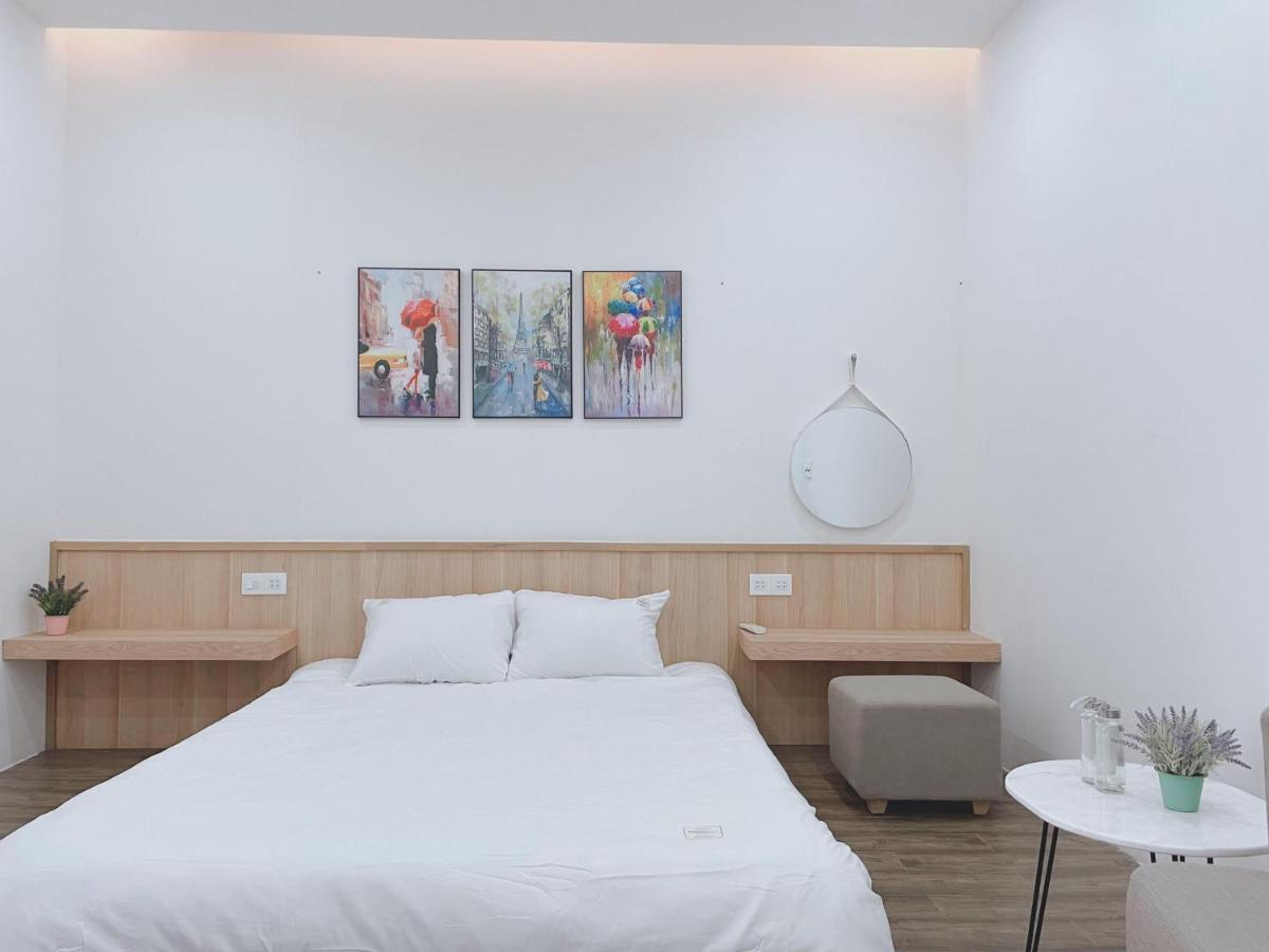 Moon House Da Nang