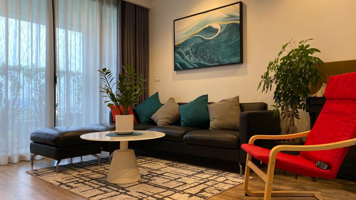 Moon Suite Hanoi Homestay