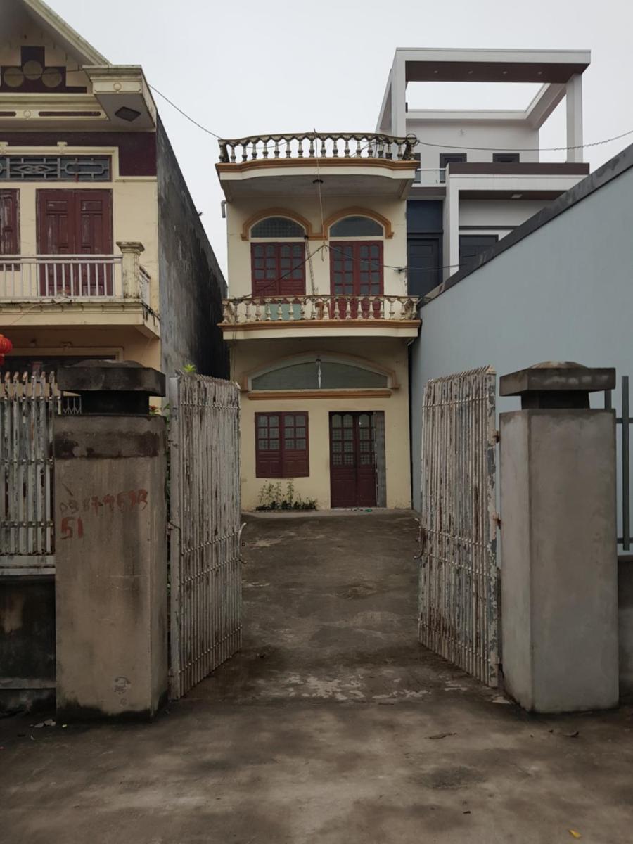 Mr. Hợp