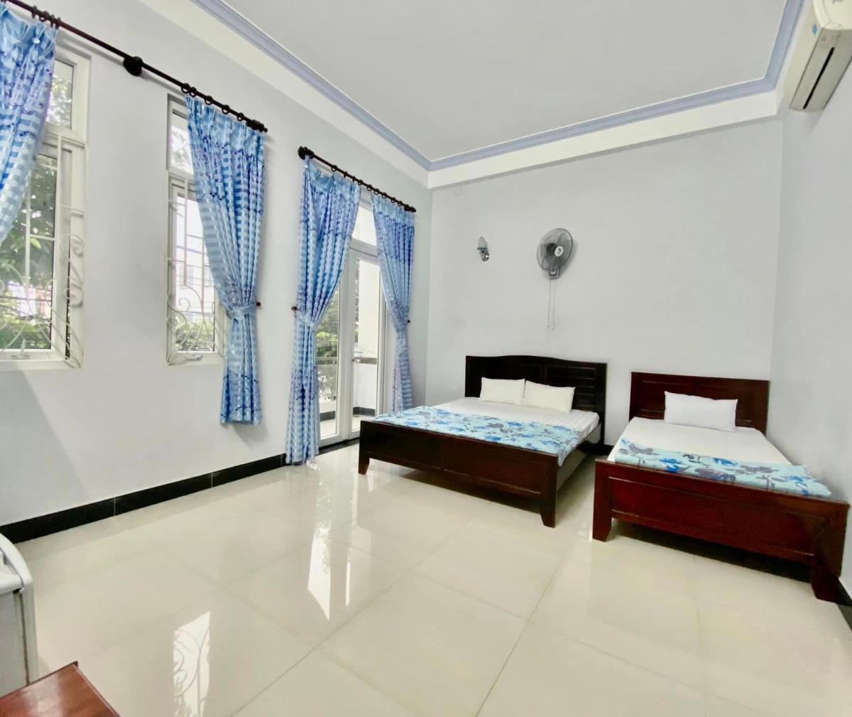Nhà nghỉ Hương Trang