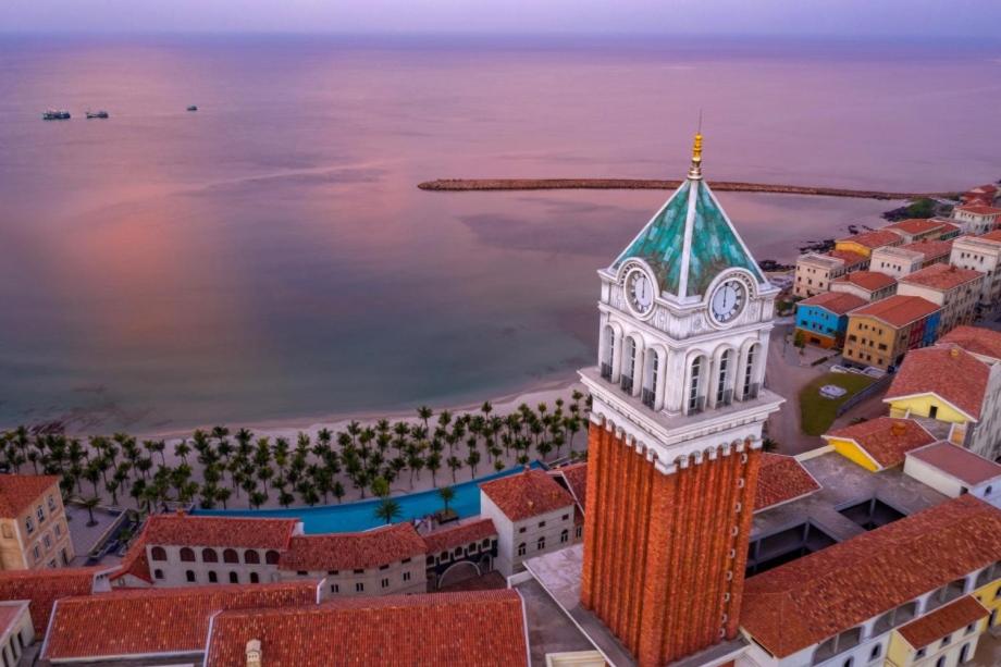 Nhà nghỉ Lý Hùng