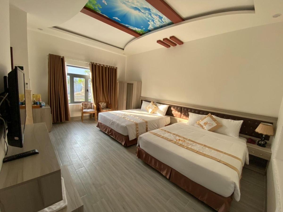 NHÃ TRANG HOTEL