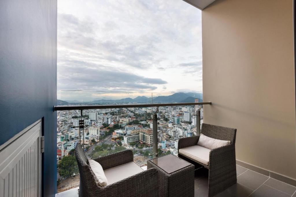 Nha Trang Luxury City View Studio - Free Breakfast & Pool