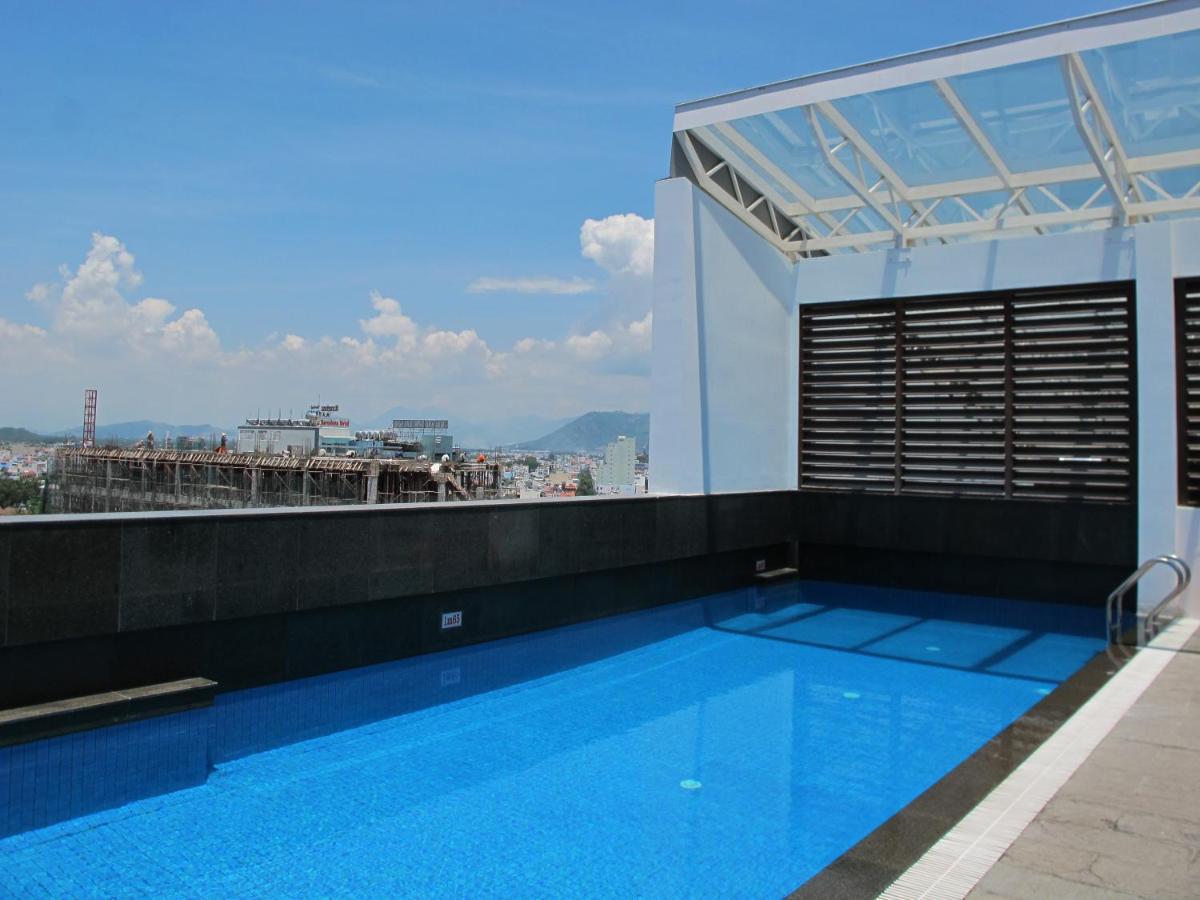 Nhi Phi Hotel