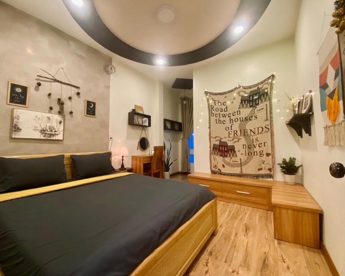 Nolly House