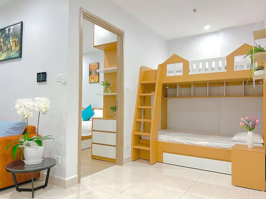 Ocean View, 1BR & 1 extra bed Ocean Park Gia Lâm