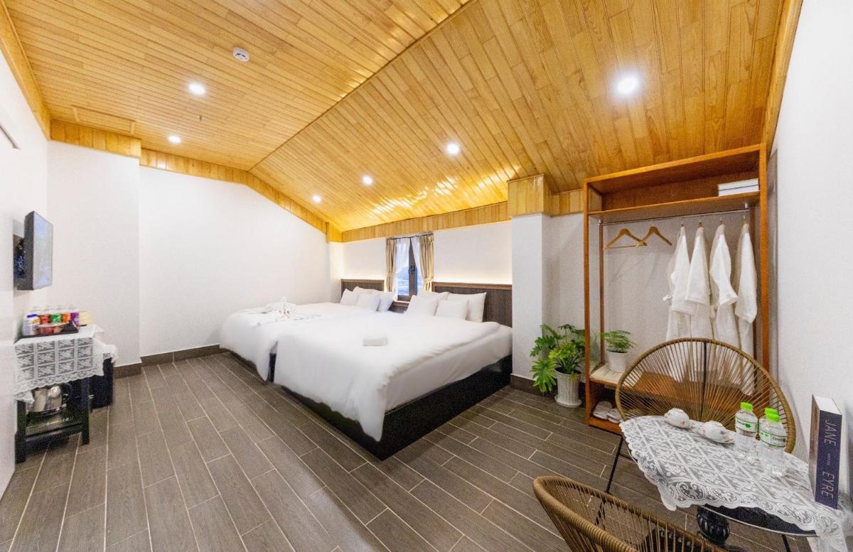 Olagi Hotel 2