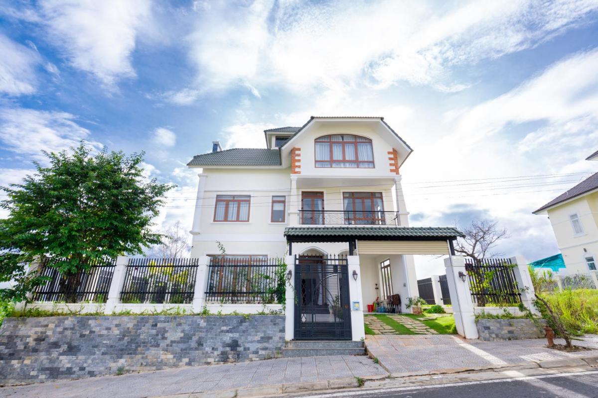 Palm Villa Đà Lạt 5 - Luxury Villa khu Villa Đồi An Sơn