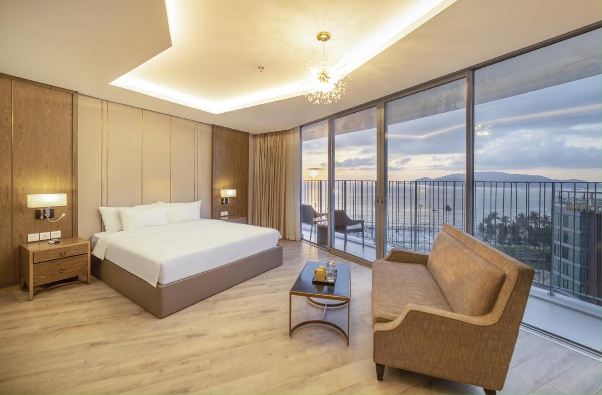 Panorama Beachfront Studio Nha Trang