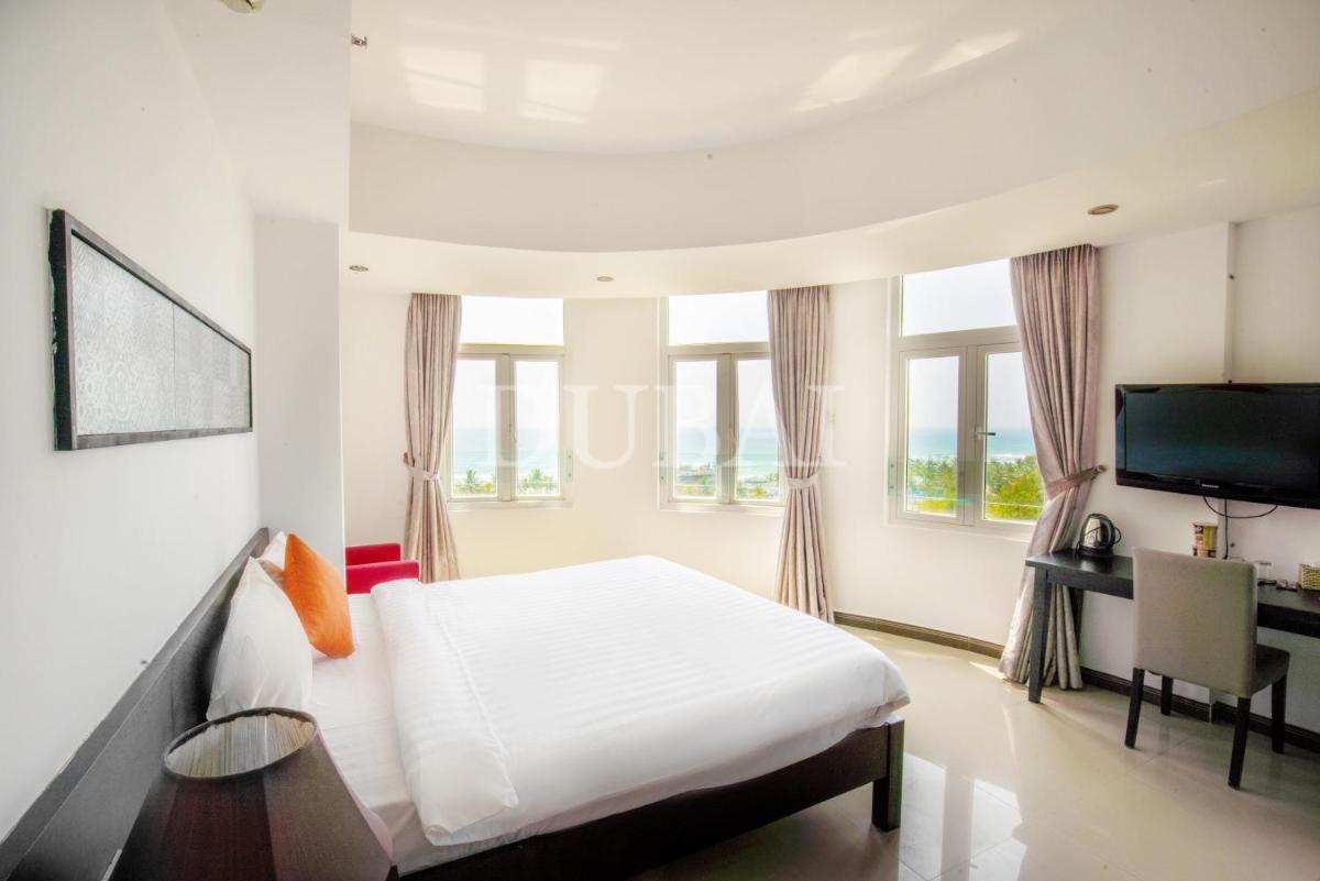 Queen Palace - Dubai Hotel Danang
