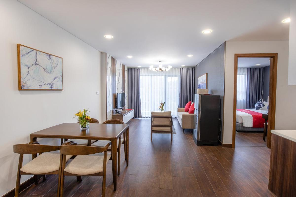Ramada Hotel & Suites by Wyndham Halong Bay View