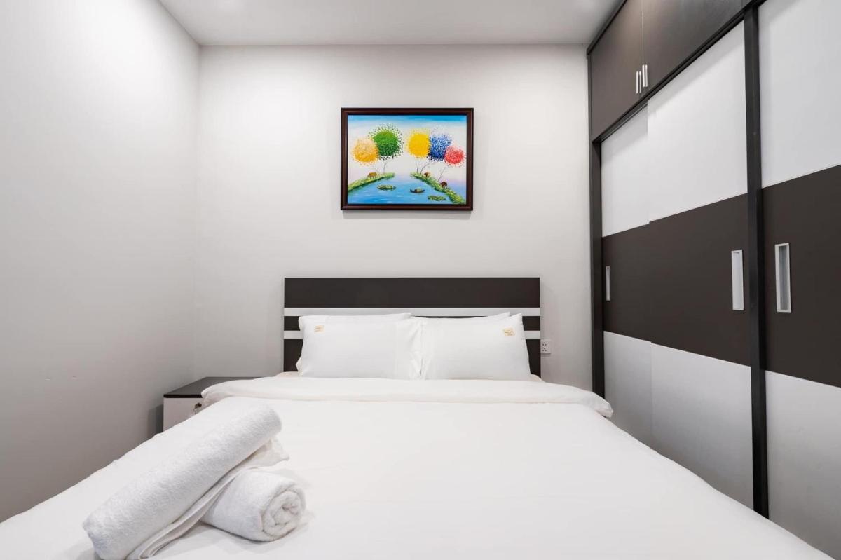 River panorama 2Bedroom,26th floor, District 7