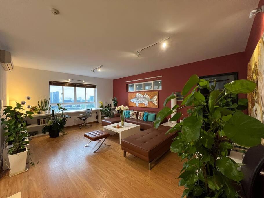 Riverside Central #1 Views, Spacious, 2 King BR