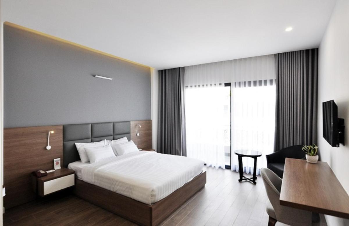Royal Dragon Boutique Hotel