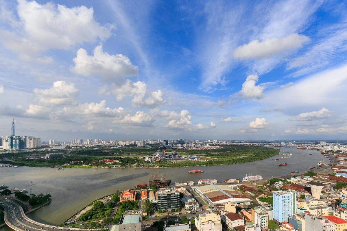 Saigon Royal Apartment Beautiful central location