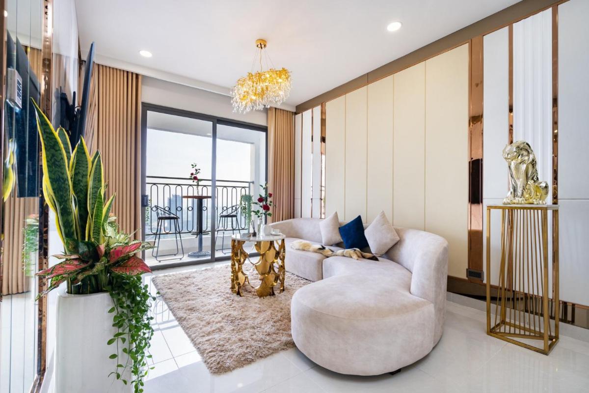 Saigon Royal - MM