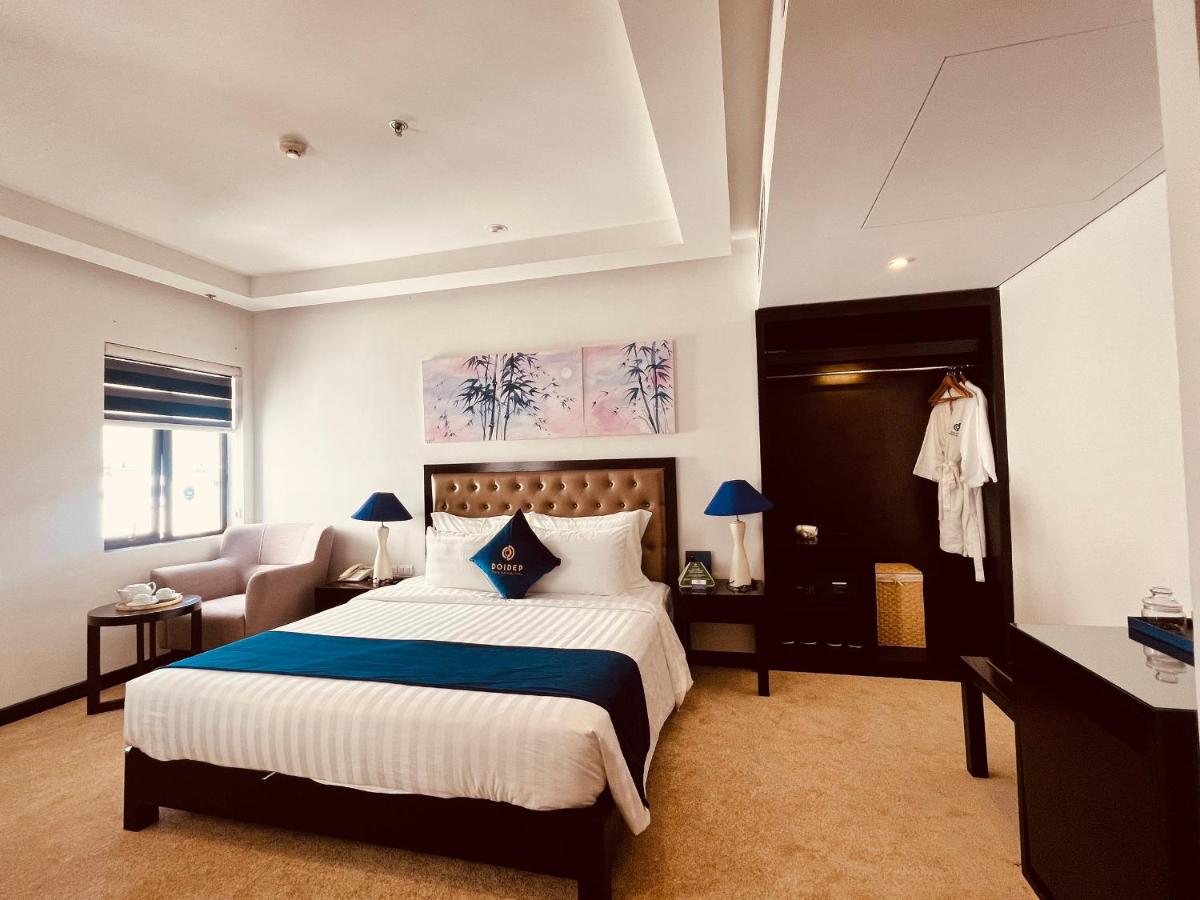 SANDALS ISLAND HOTEL