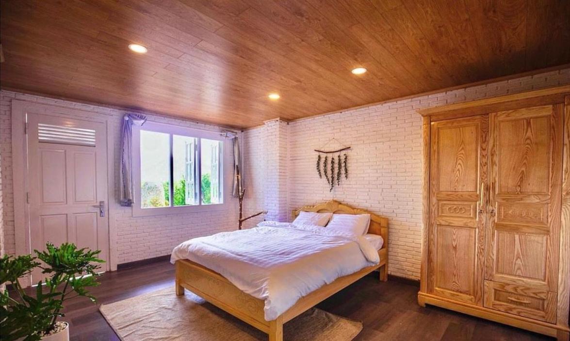 Scent Village Hotel