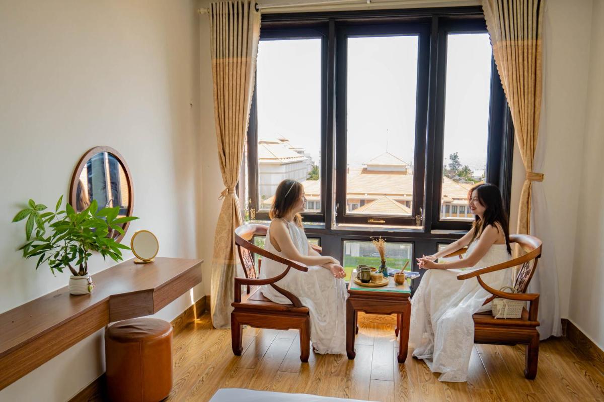 SeaColor Beachstay Danang Hotel by Haviland
