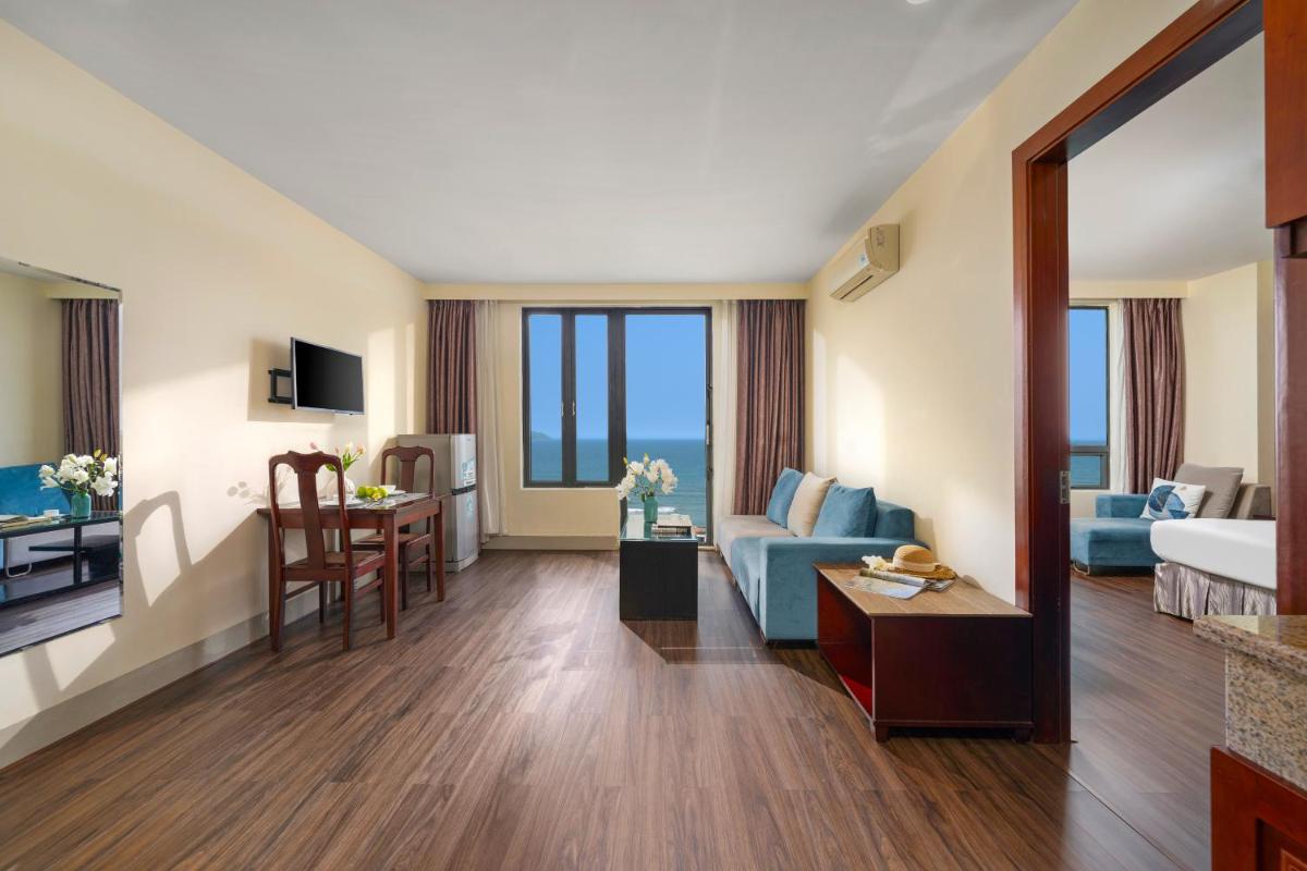 SeaFront Hotel DaNang