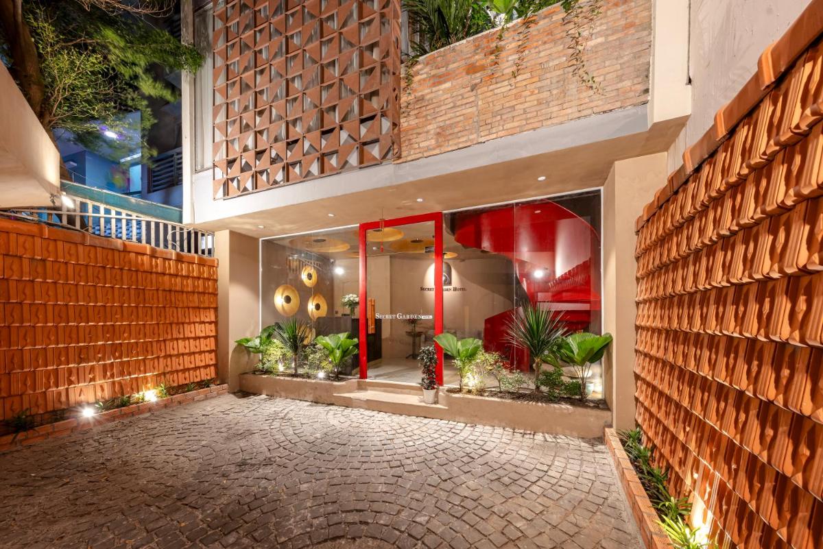 Secret Garden Hotel