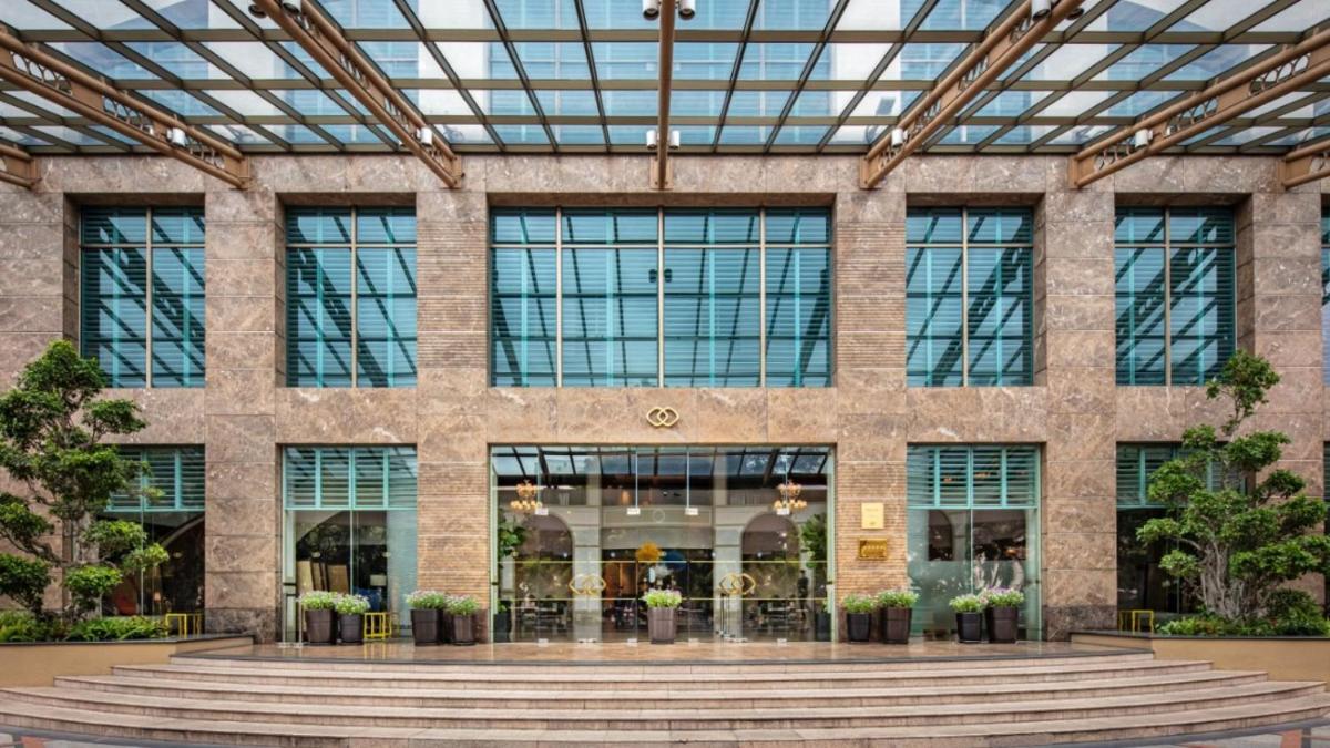 Sofitel Saigon Plaza