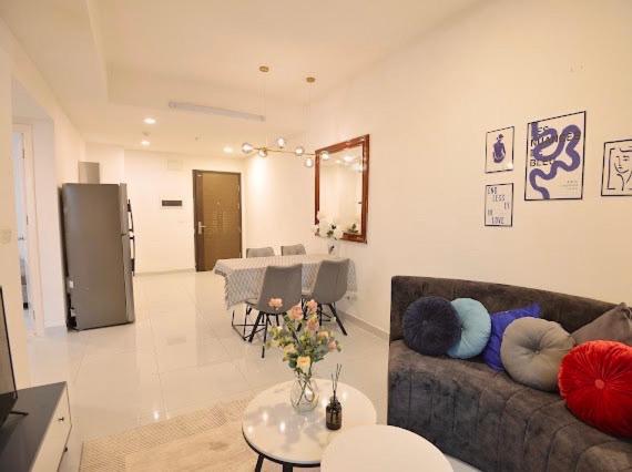 SOHO APT D1 LUXURY - The apartment is very worth staying because of the 5 star service. The location of the apartment is the diamond of the center