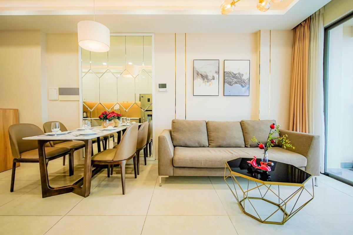 SOHO Spacious Aparts, CENTRAL Location