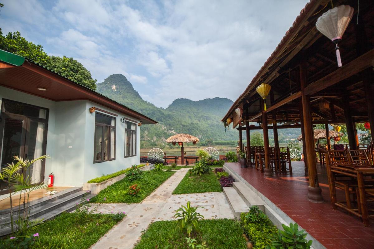 Son River House