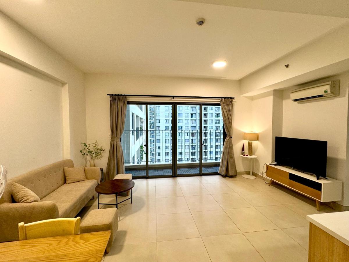 Spacious apartment Masteri Thảo Điền