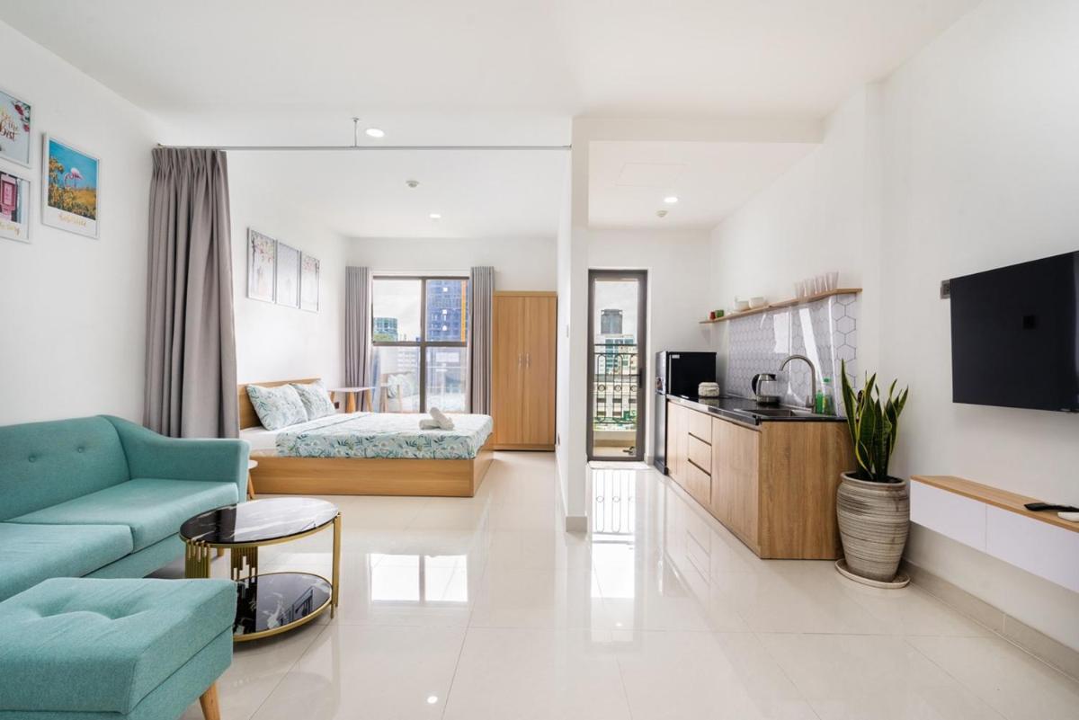 Spacious Studio SaiGonRoyal Hana Apart 714